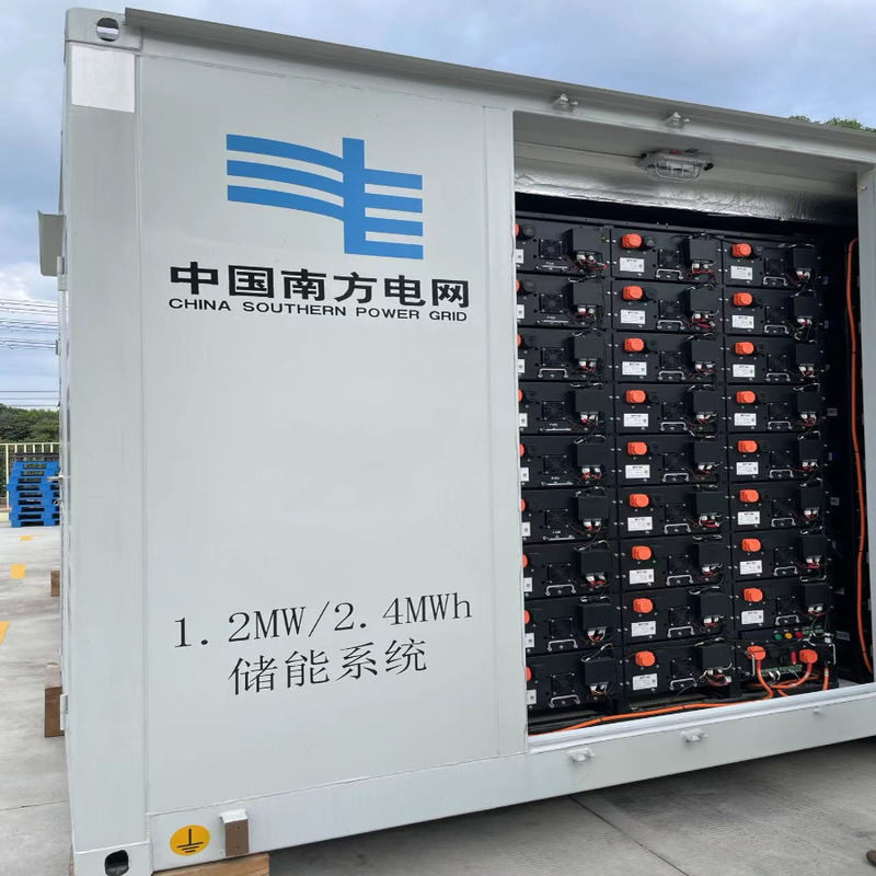 500KW 1mw आउटडोर लिथियम बैटरी स्टोरेज सिस्टम सौर पवन ऊर्जा हाइब्रिड इन्वर्टर माइक्रो ग्रिड पावर प्लांट