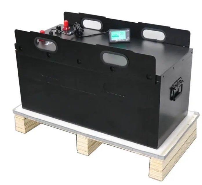 अनुकूलित गहरी चक्र लिथियम आयन बैटरी उच्च शक्ति 24V 48V 300Ah LiFePO4 फोर्कलिफ्ट बैटरी