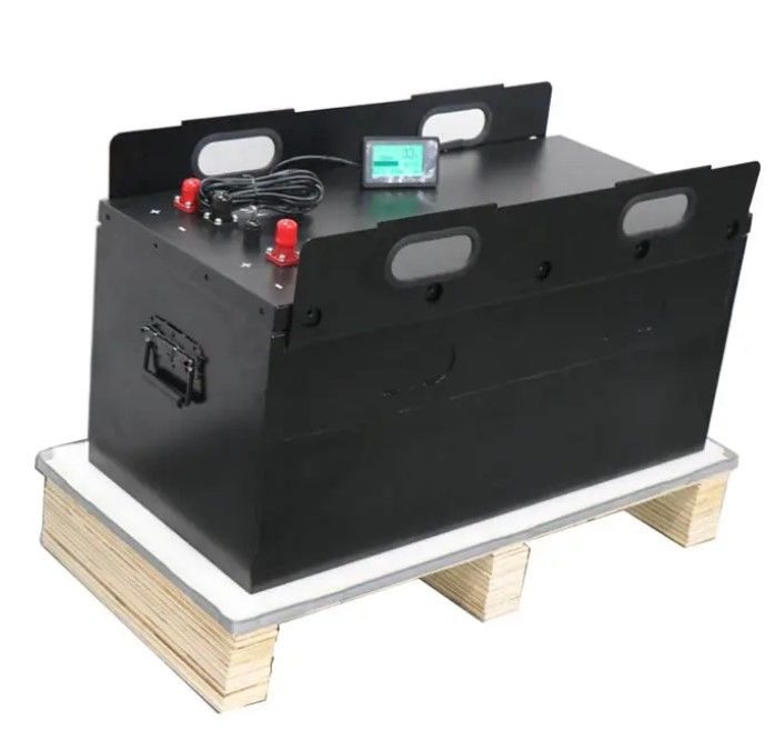 अनुकूलित गहरी चक्र लिथियम आयन बैटरी उच्च शक्ति 24V 48V 300Ah LiFePO4 फोर्कलिफ्ट बैटरी